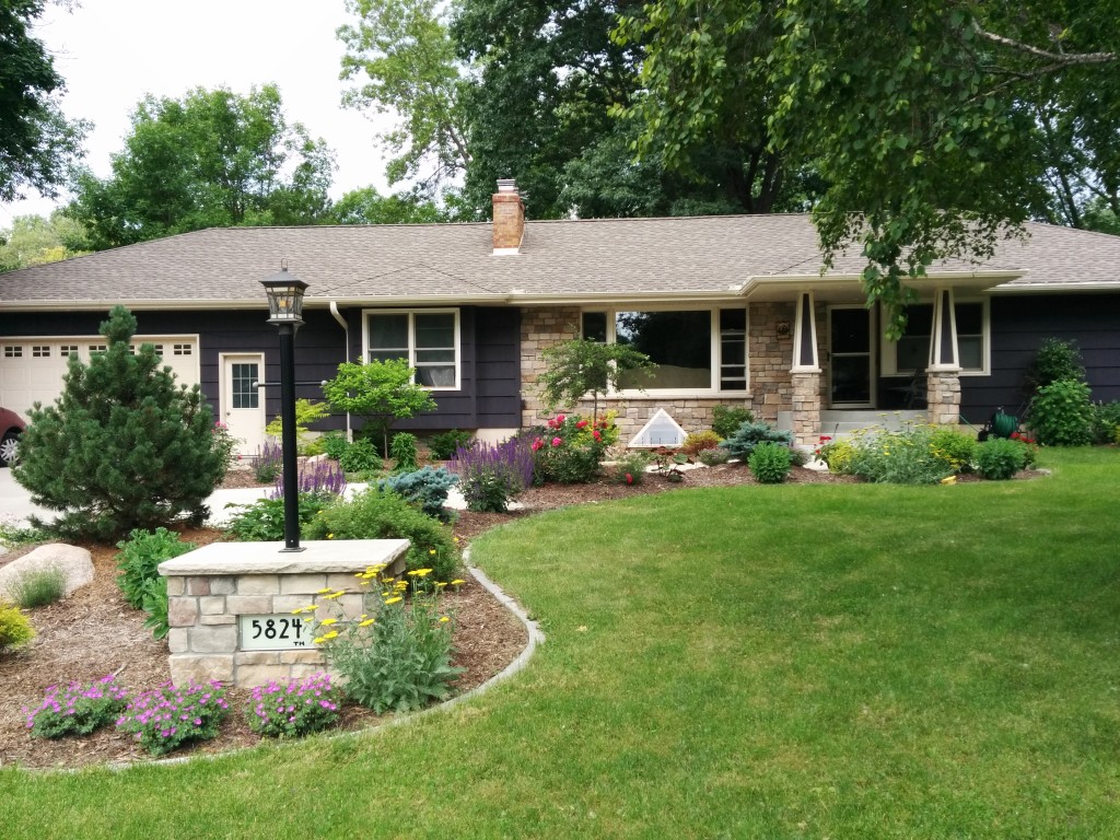 Front-entry-landscaping-beautiful-colorful-landscape-Edina-Mn