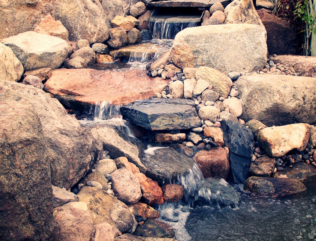 water-fall-feature-pond-koi-mound-mn